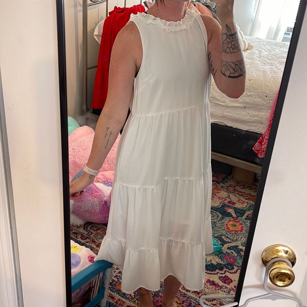 White maxi dress